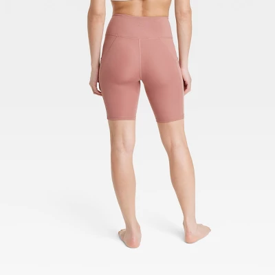Women's Brushed Sculpt Pocketed Bike Shorts 8" - All In Motion™ 3 Women's Brushed Sculpt Pocketed Bike Shorts 8" - All In Motion™