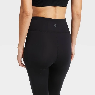 Women's Contour Power Waist High-Rise Capri Leggings 20" - All In Motion™ Black 7 Women's Contour Power Waist High-Rise Capri Leggings 20" - All In Motion™ Black - Image 5