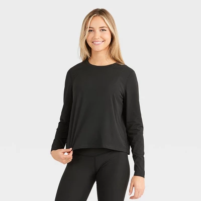 Wander By Hottotties Women's Naomi Crewneck Athletic Top 4 Wander By Hottotties Women's Naomi Crewneck Athletic Top - Image 2